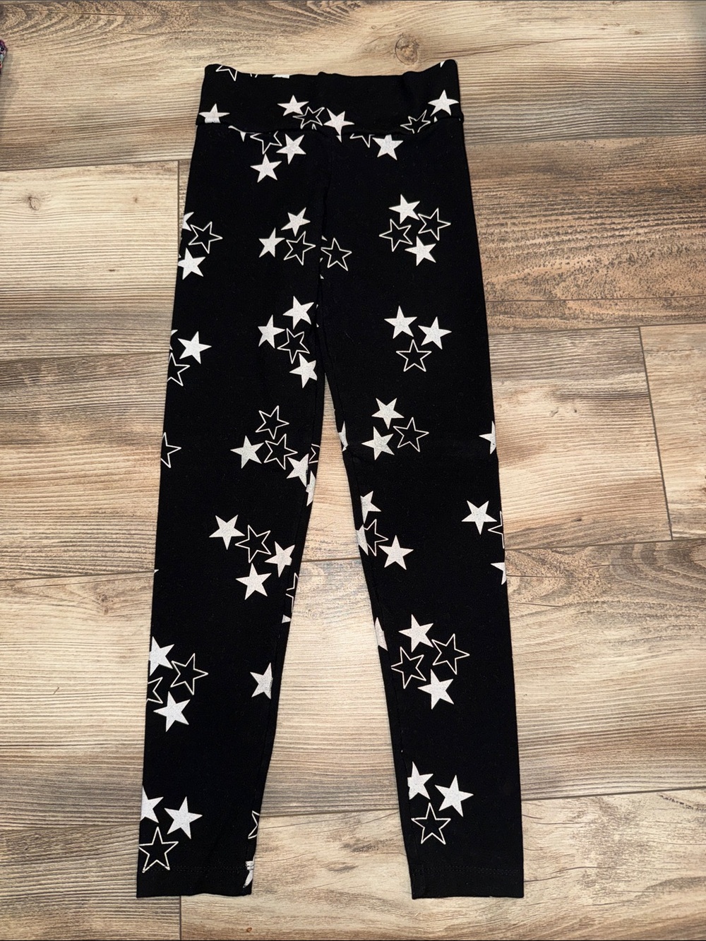 Black Star Print Girls FBZ  Leggings size Medium (8/10)